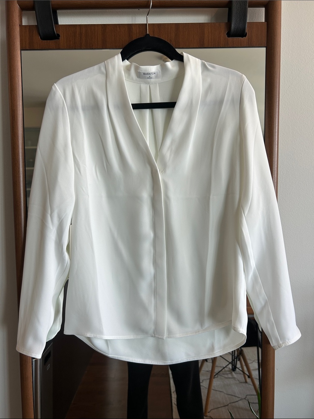 NWT Babaton Power Blouse